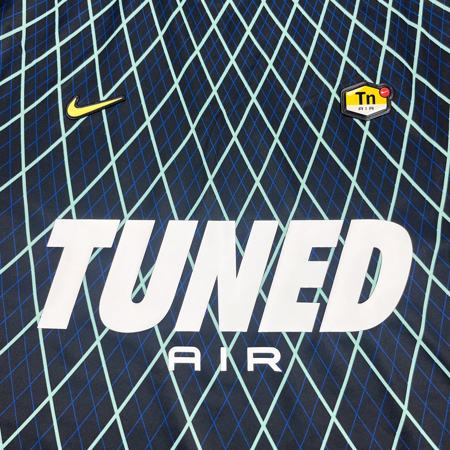 Nike Air Max Plus Tuned Tn 'Quad' Jersey Polo Shirt T-shirt - Size: Medium