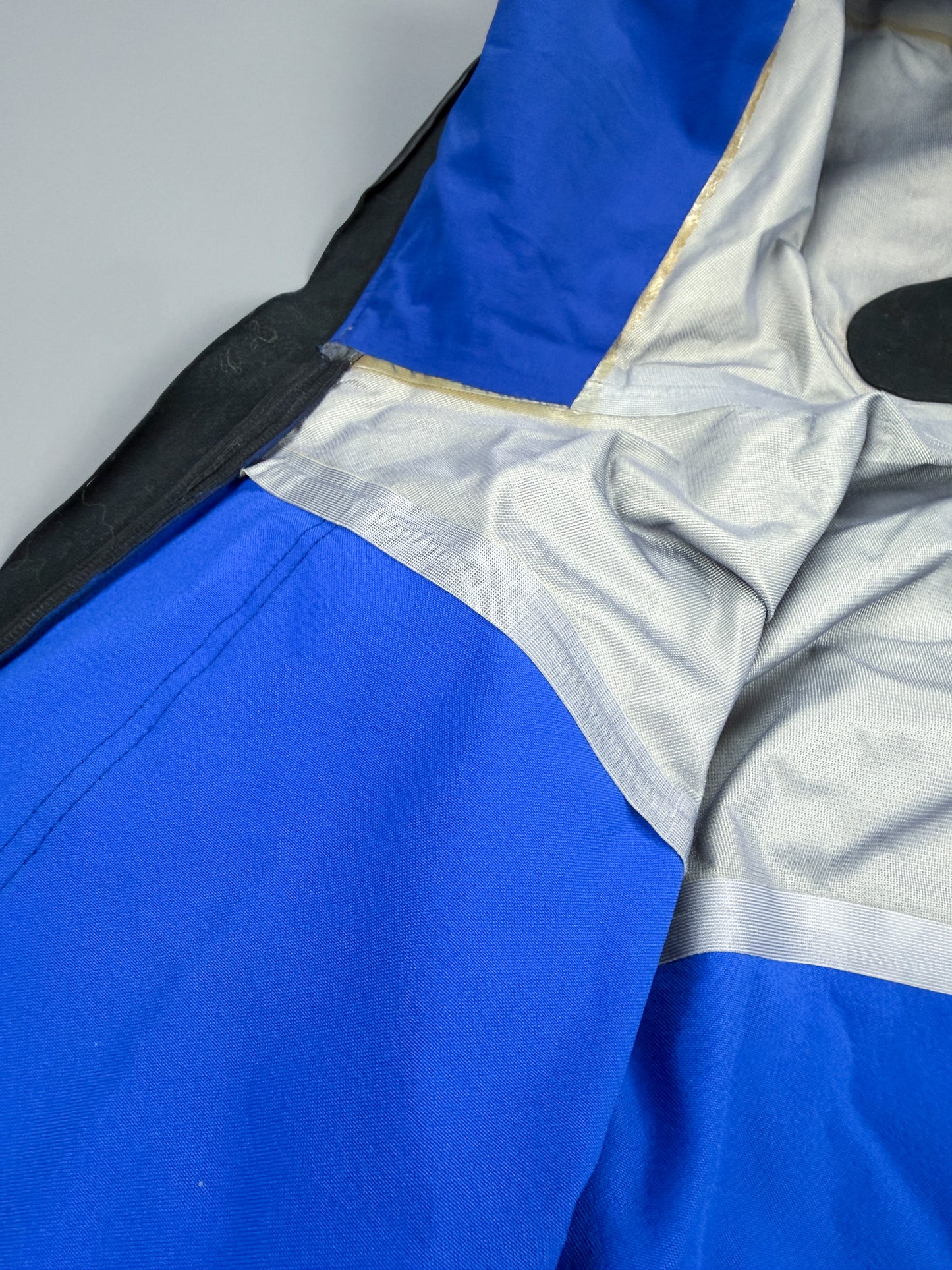 Arc'teryx Early 2000's Alpha Comp Jacket - Azul / Blue - Size: Medium