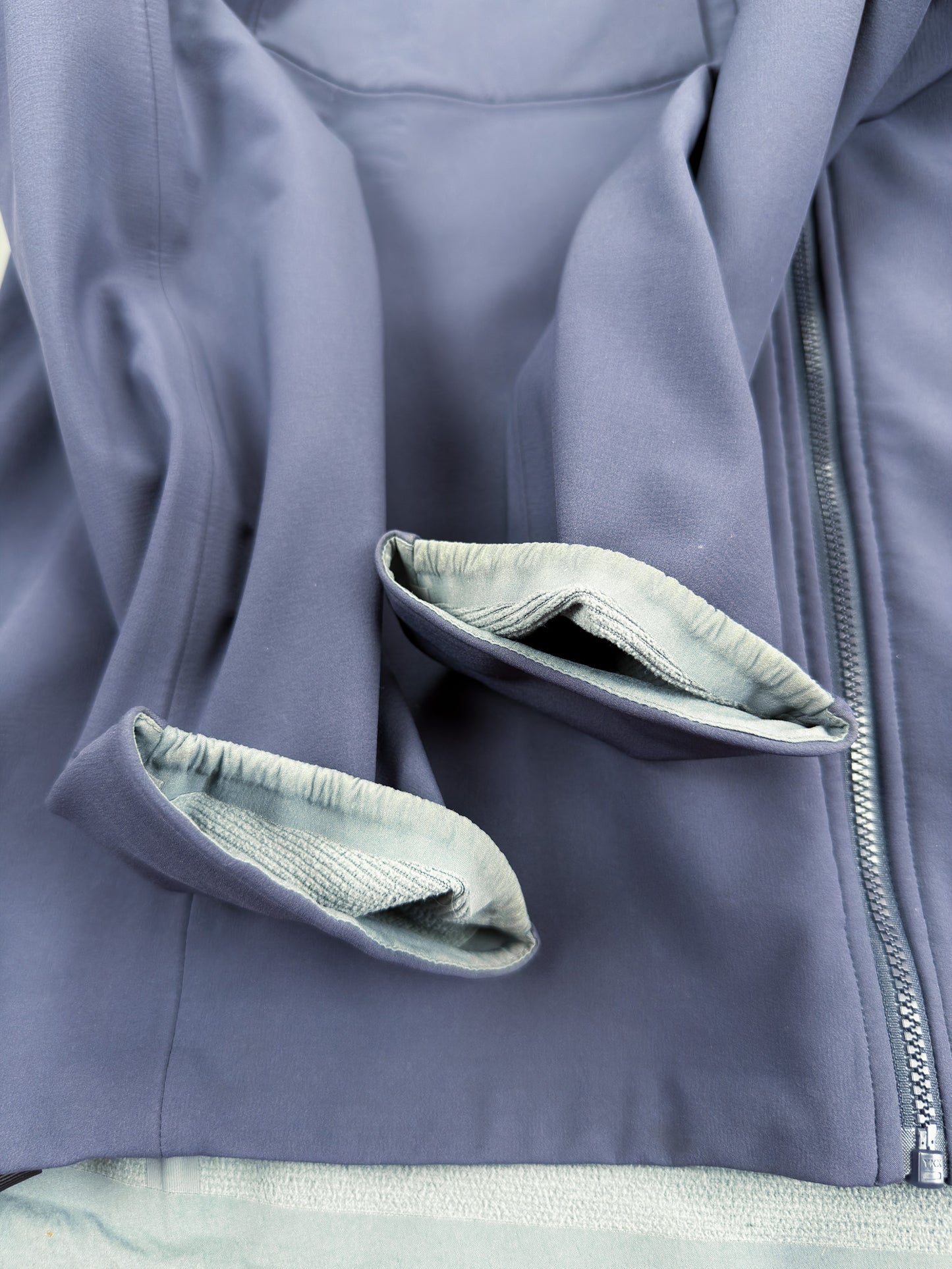 Arc'teryx Gamma MX Hoody Softshell Jacket - Black Sapphire - Size: Medium - 2023
