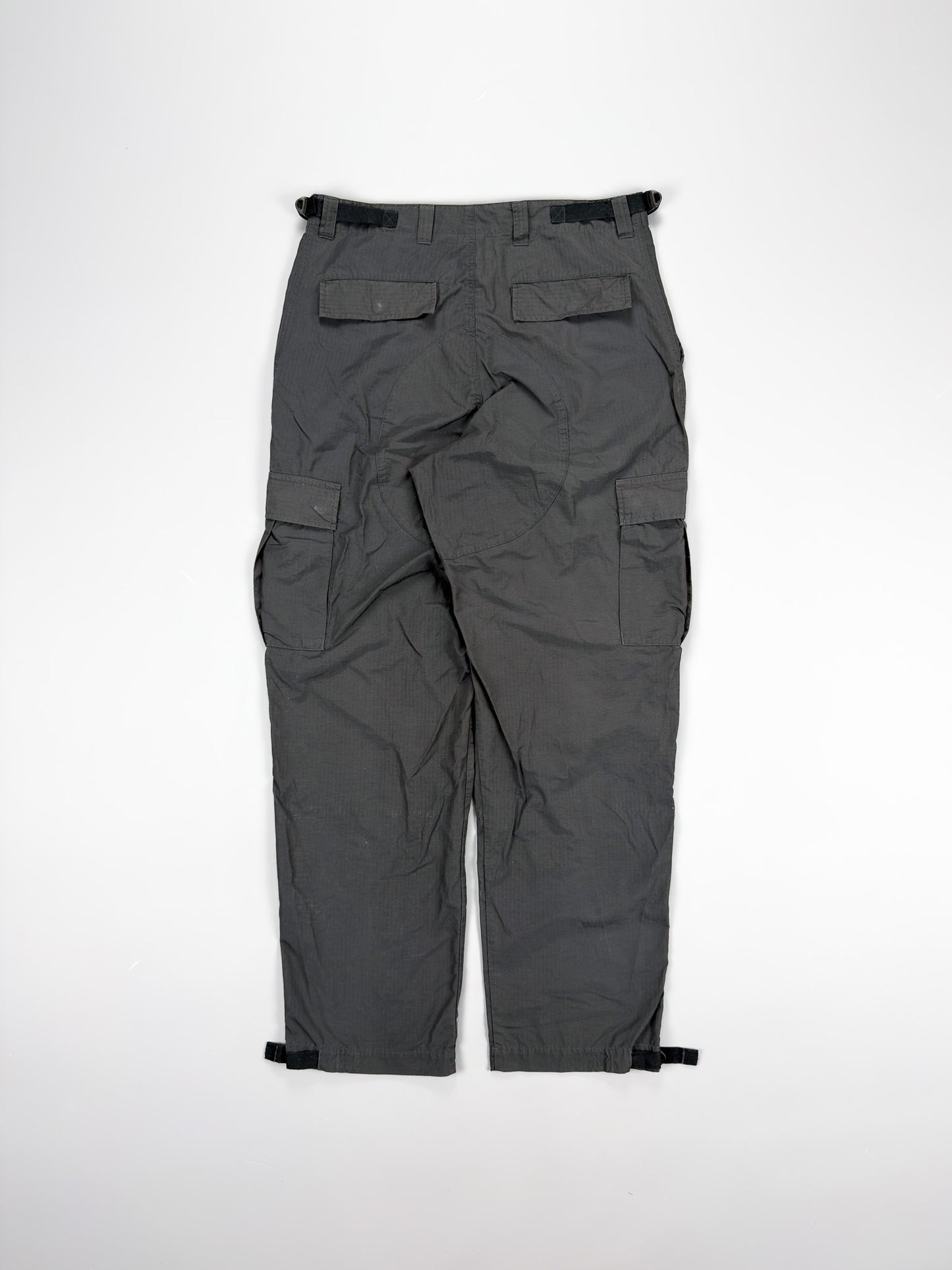 Nike 90's ACG Rip-stop Cargo Trousers - Grey / Silver - Size: Medium / 32"