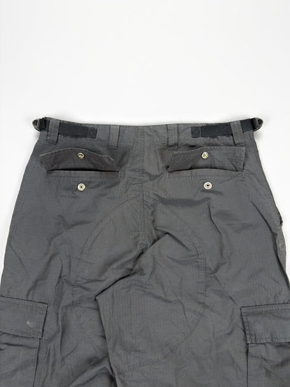 Nike 90's ACG Rip-stop Cargo Trousers - Grey / Silver - Size: Medium / 32"