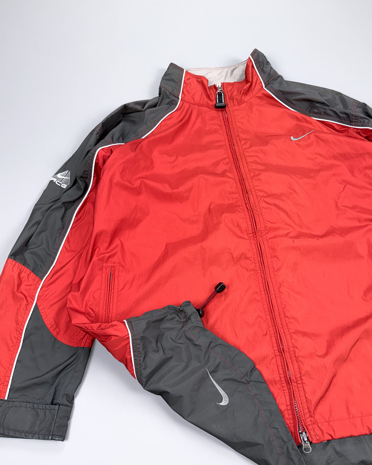 FW1998 Nike ACG Packable Reflective Windbreaker - Red / Dark Grey - Size: XXL