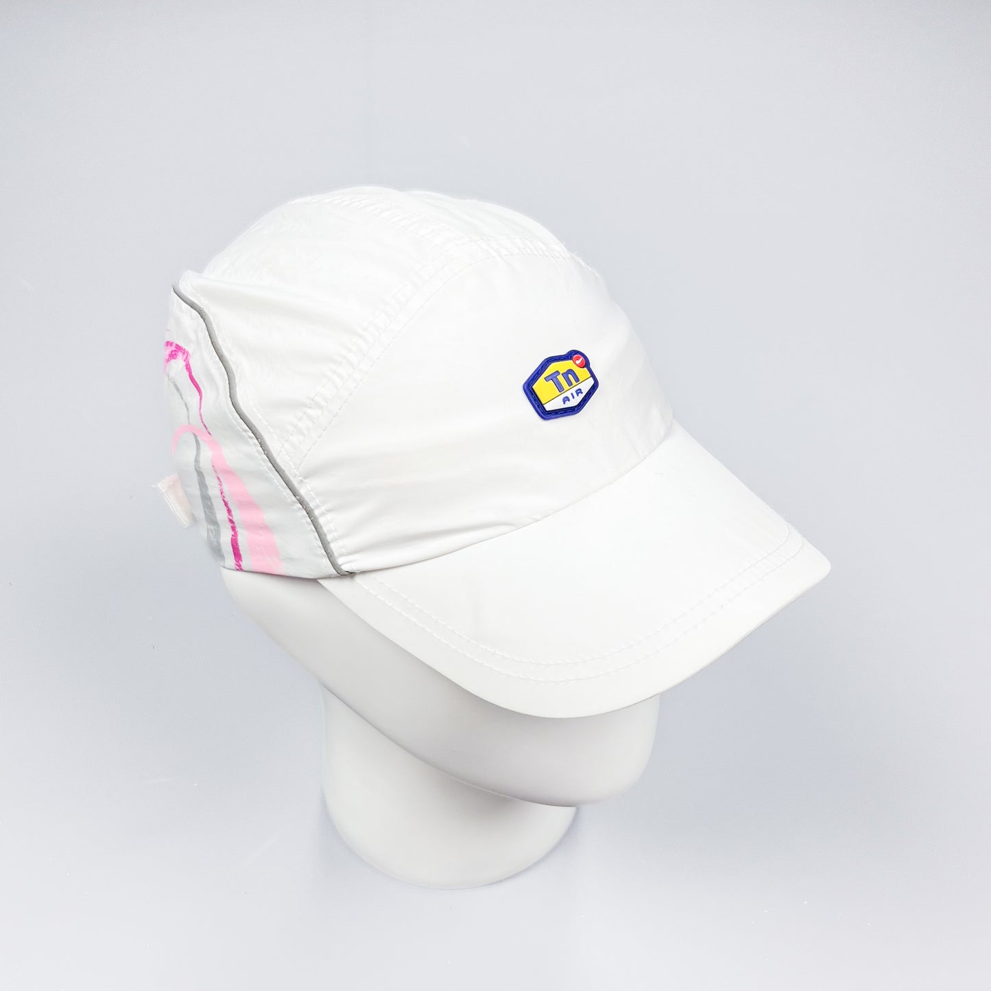 Nike Air Max Plus Tuned Tn White / Pink Reflective Swirl Cap - 2005 Release