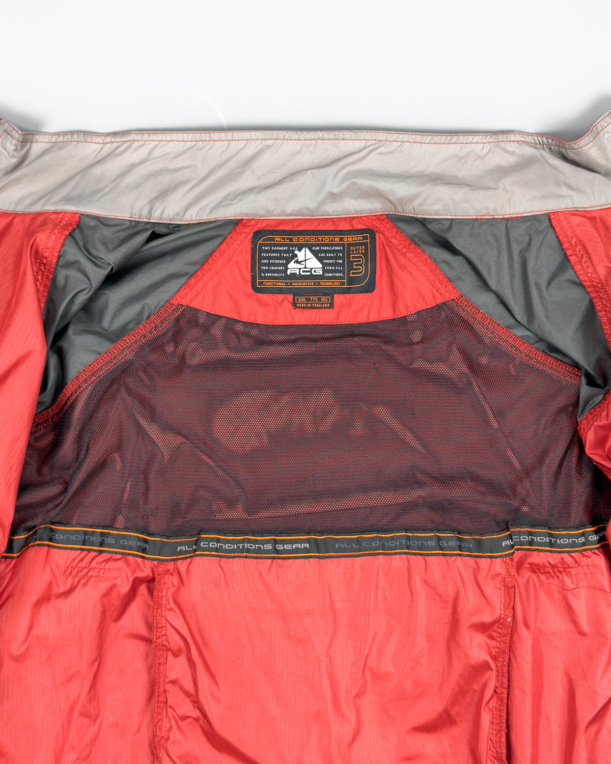 FW1998 Nike ACG Packable Reflective Windbreaker - Red / Dark Grey - Size: XXL