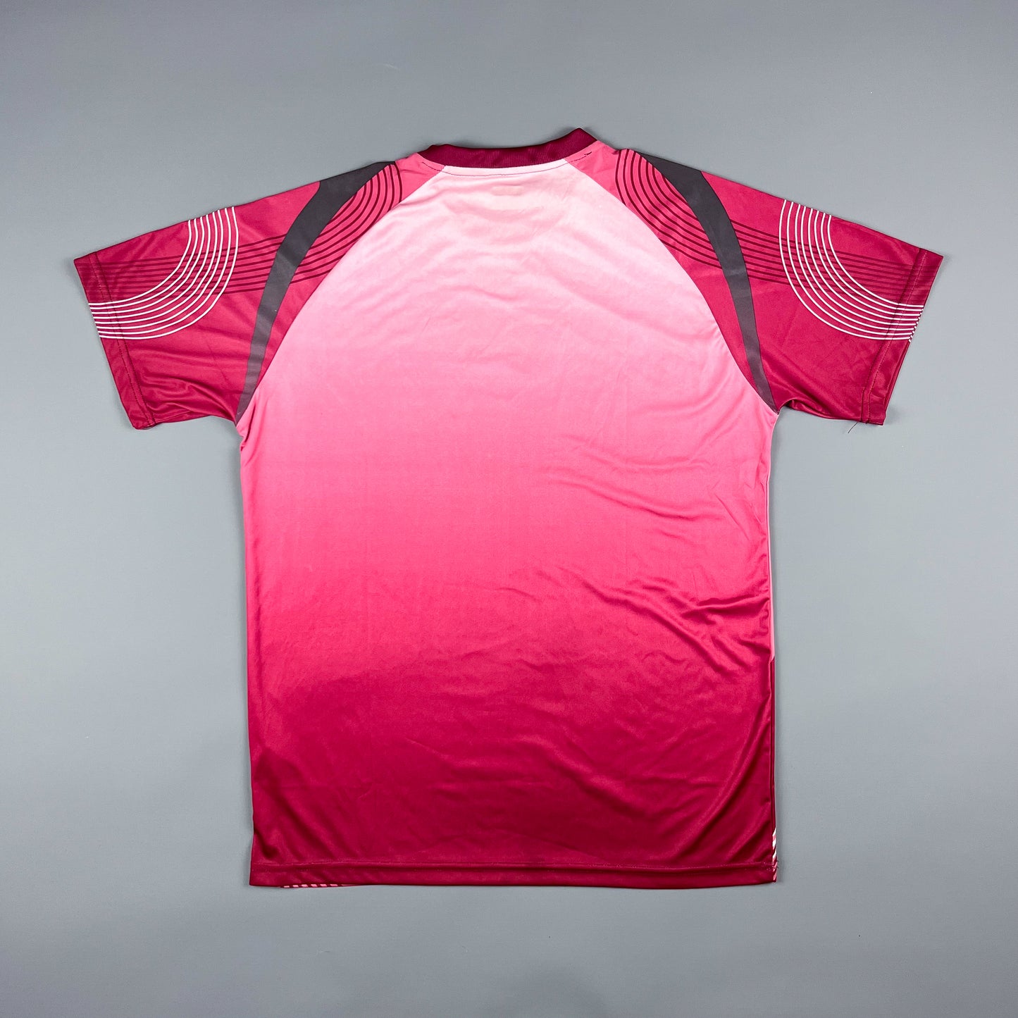 Nike Fit 'Swirl Fade' Design T-shirt - Size: XXL