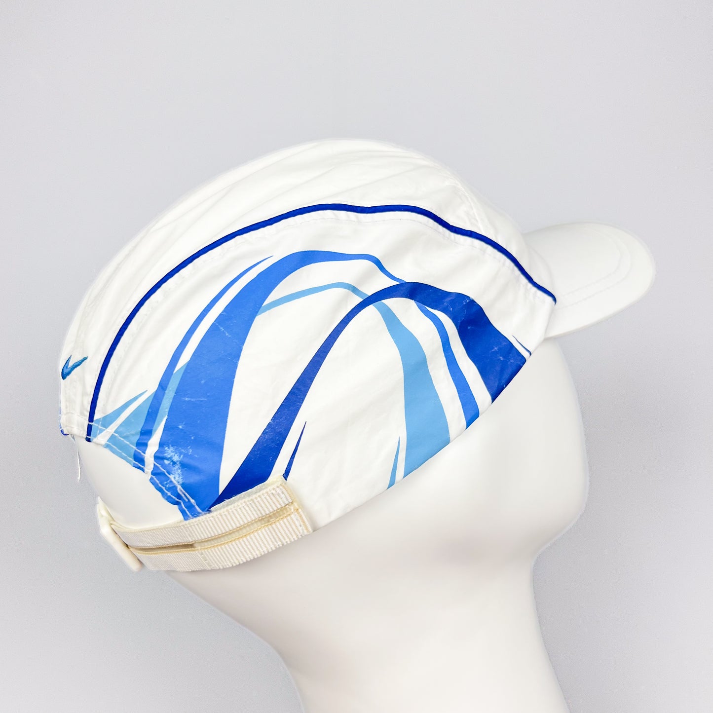 Nike Air Max Plus Tuned Tn White / Blue Swirl Cap - 2004 Release