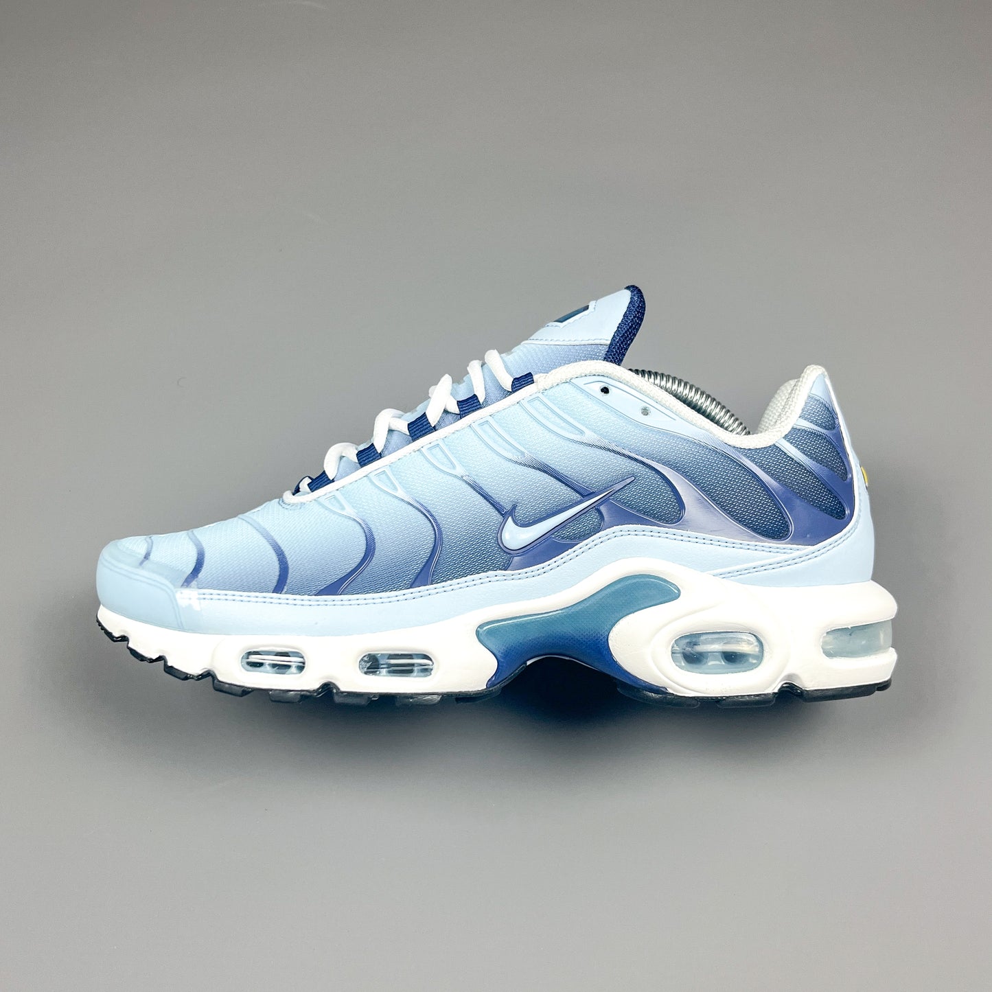 Nike Air Max Plus Tuned Tn 'Clestine/Petrol Blue'