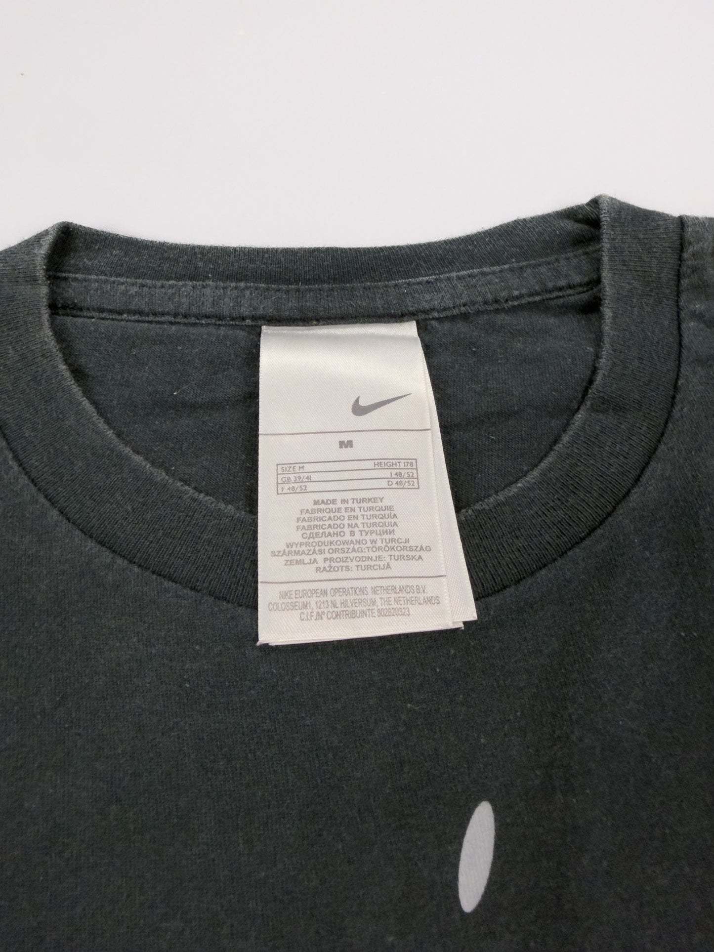 Nike Air Max Plus Tuned Tn / Tn7 Early 2000's Tn7 Graphic Printed T-shirt - Black - Size: Medium