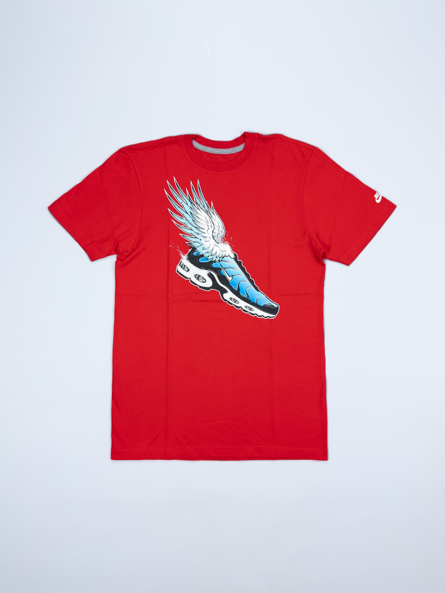 Nike Air Max Plus Tuned Tn Early 2000's Graphic Printed T-shirt - Red - Size: Small