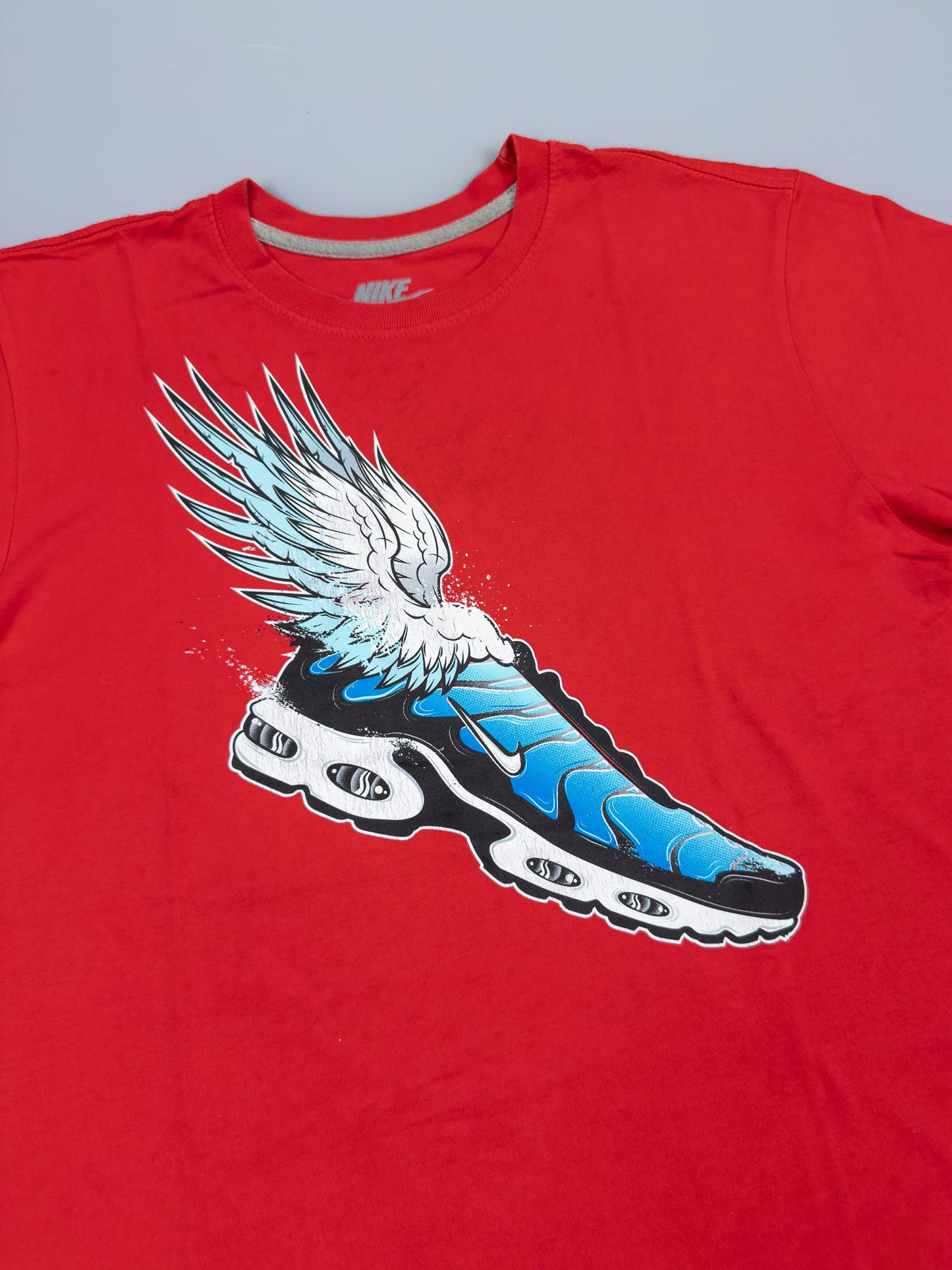 Nike Air Max Plus Tuned Tn Early 2000's Graphic Printed T-shirt - Red - Size: Medium