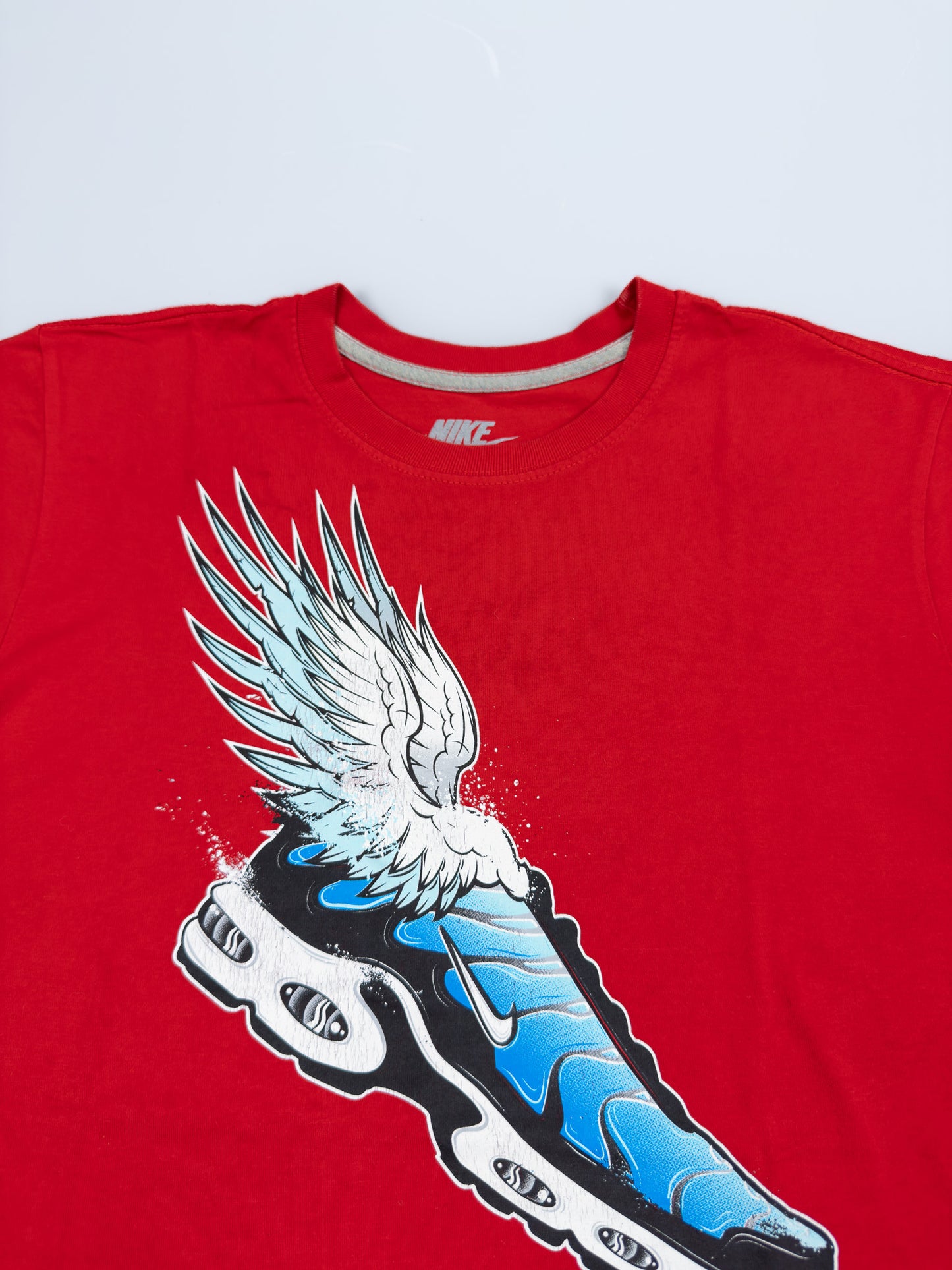 Nike Air Max Plus Tuned Tn Early 2000's Graphic Printed T-shirt - Red - Size: Medium