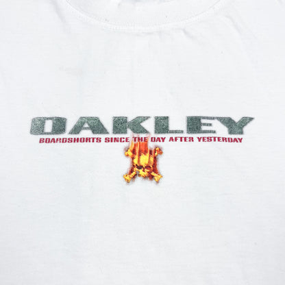 Oakley Early 2000's Flame Skull Surfboard T-shirt - Size: Medium