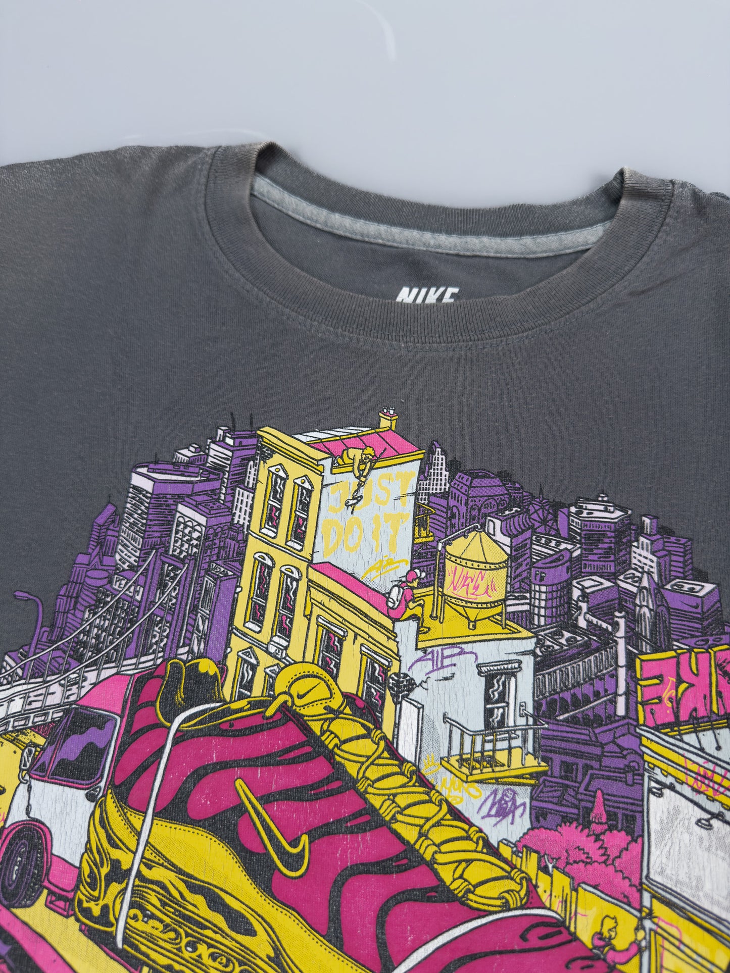 Nike Air Max Plus Tuned Tn / 97 Graffiti Graphic Printed T-shirt - Grey - Size: Small