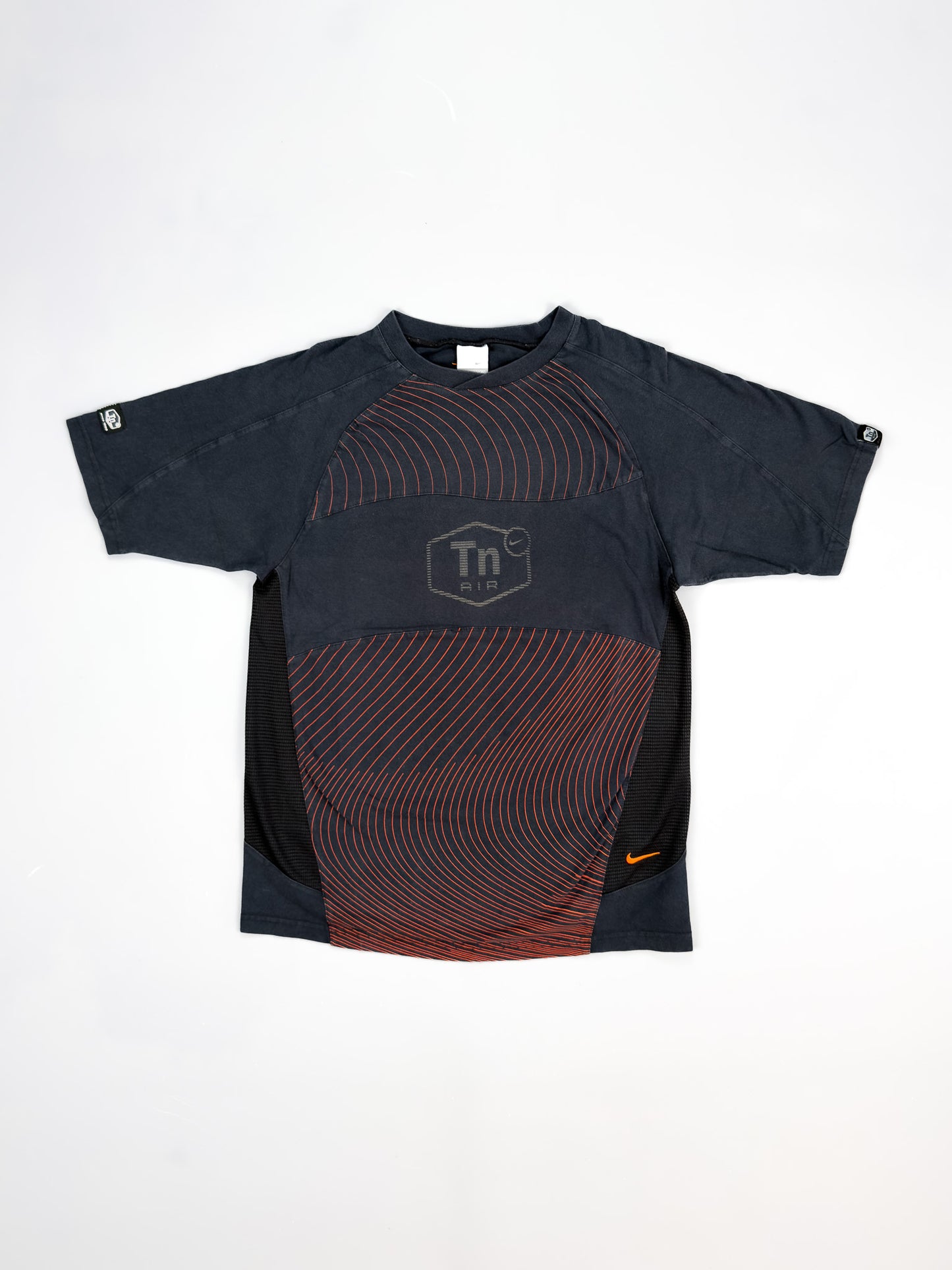 Nike Nike Air Max Plus Tuned Tn Printed Wave T-shirt - Black & Orange - Size: Small
