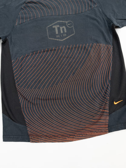 Nike Nike Air Max Plus Tuned Tn Printed Wave T-shirt - Black & Orange - Size: Small