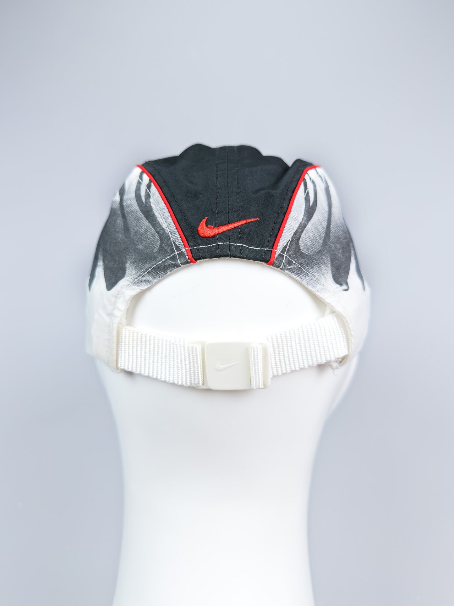 Nike Air Max Plus Tuned Tn 'Vein' Cap - Black / White / Red
