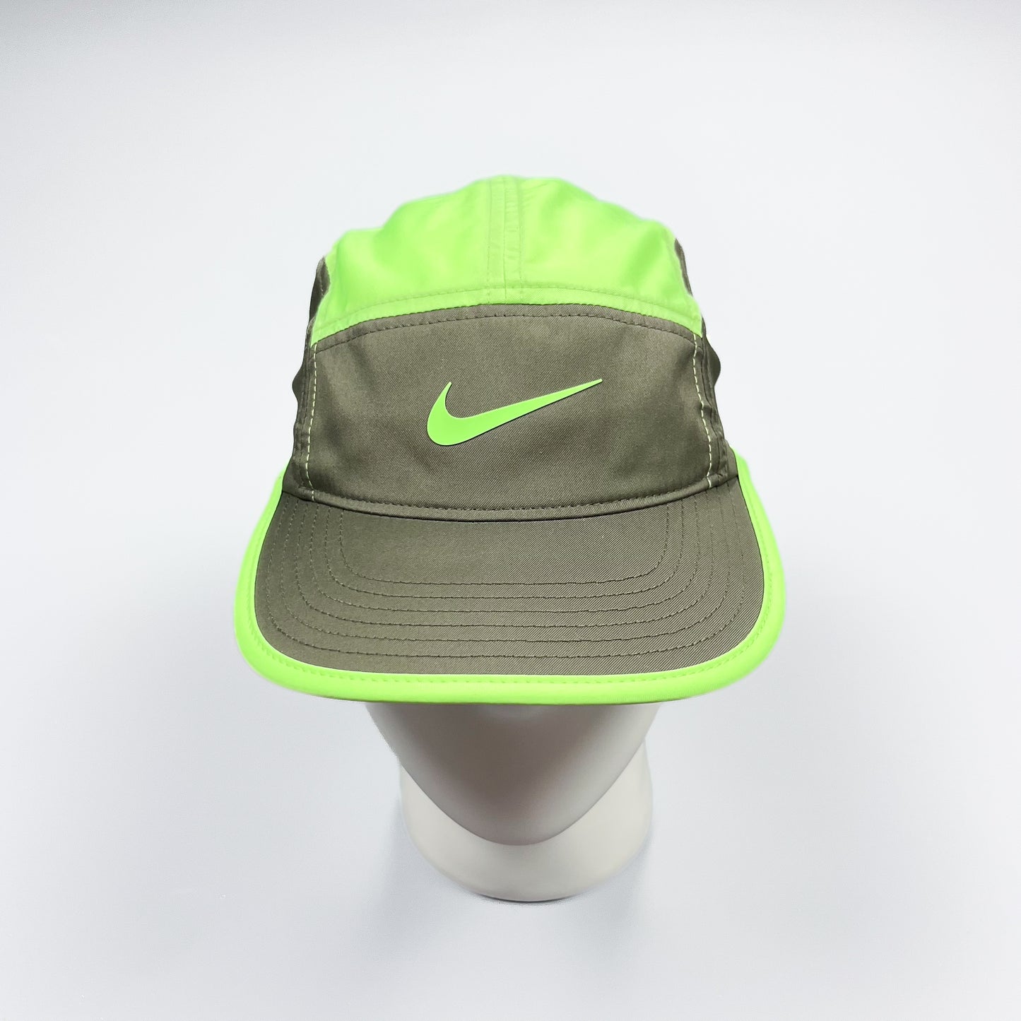 Nike Dri-Fit Fly Unconstructed Swoosh Cap - Size: M/L - Khaki / Green