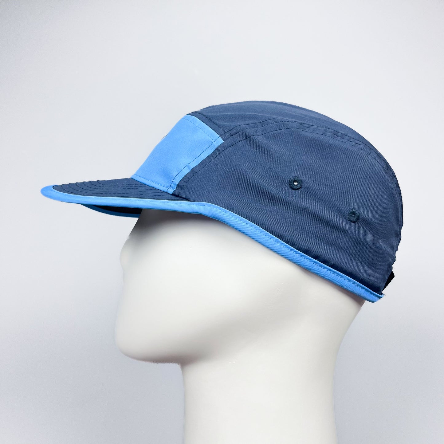 Nike Dri-Fit Fly Unconstructed Swoosh Cap - Size: M/L - Navy / Blue