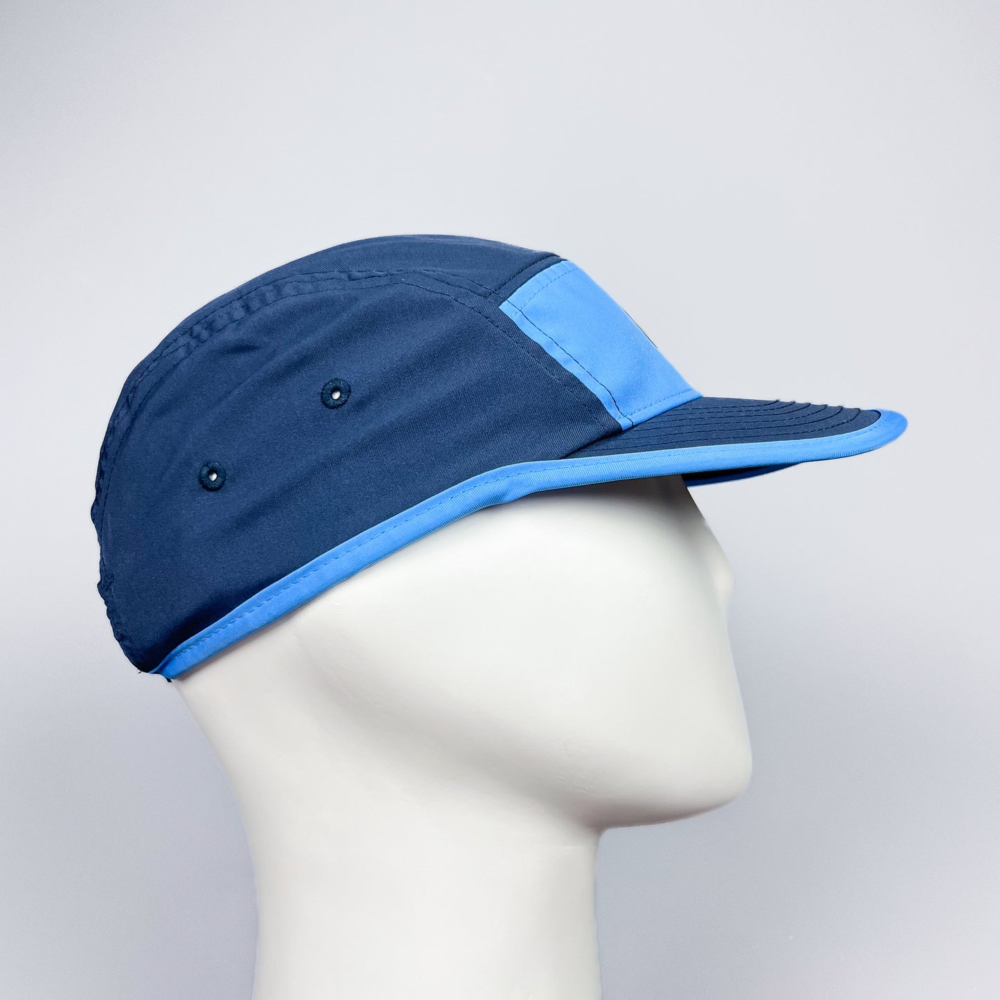 Nike Dri-Fit Fly Unconstructed Swoosh Cap - Size: M/L - Navy / Blue