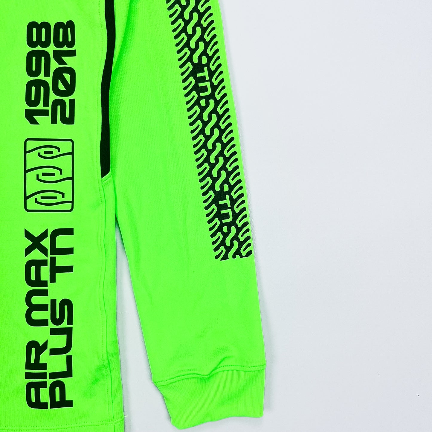 Nike Air Max Plus Tuned Tn Friends & Family 20th Anniversary Long sleeve T-shirt - Size: Medium