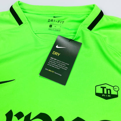 Nike Air Max Plus Tuned Tn Friends & Family 20th Anniversary Long sleeve T-shirt - Size: Medium