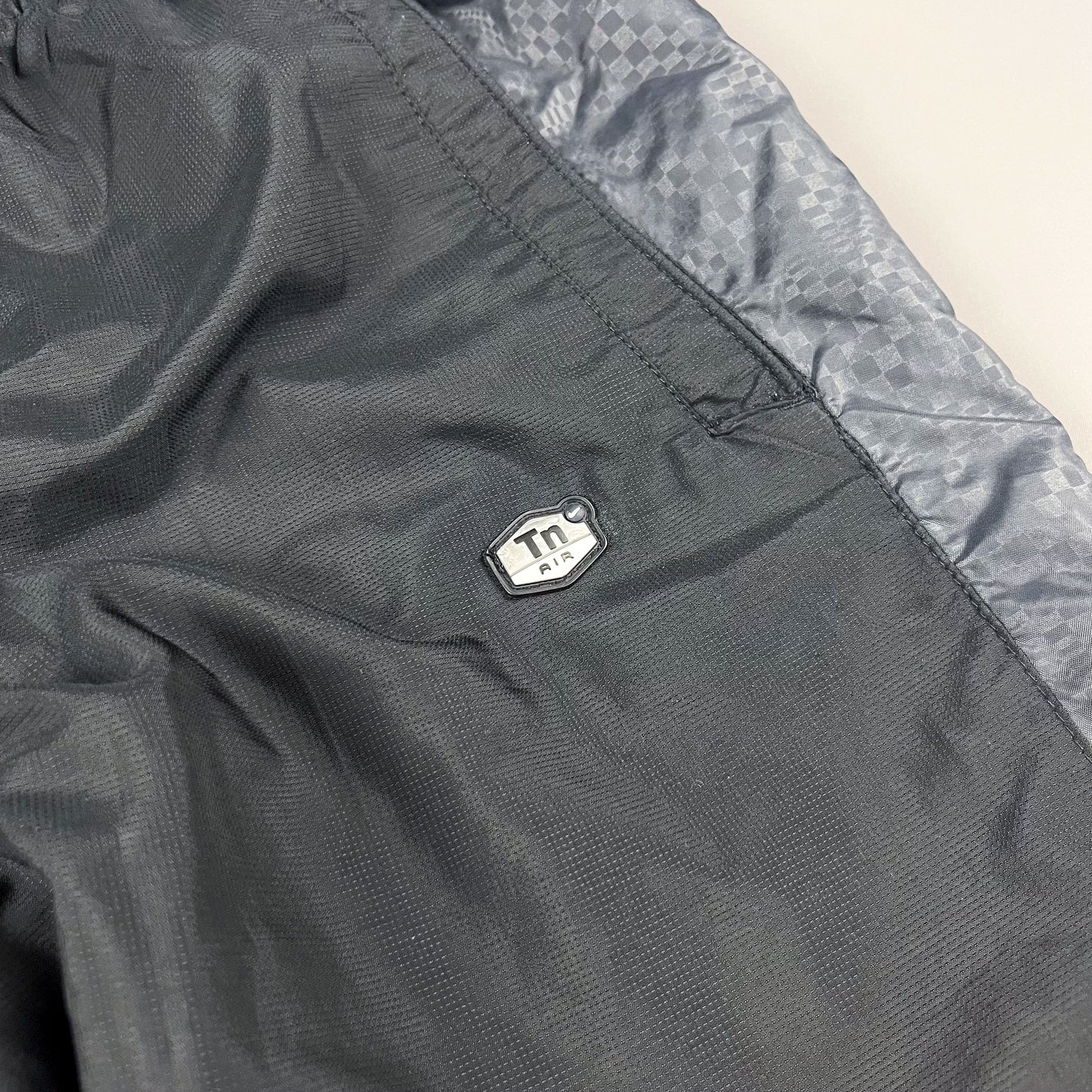 Nike Air Max Plus Tuned 'Carbon' Lightweight Tracksuit Bottoms / Joggers - Size: Small