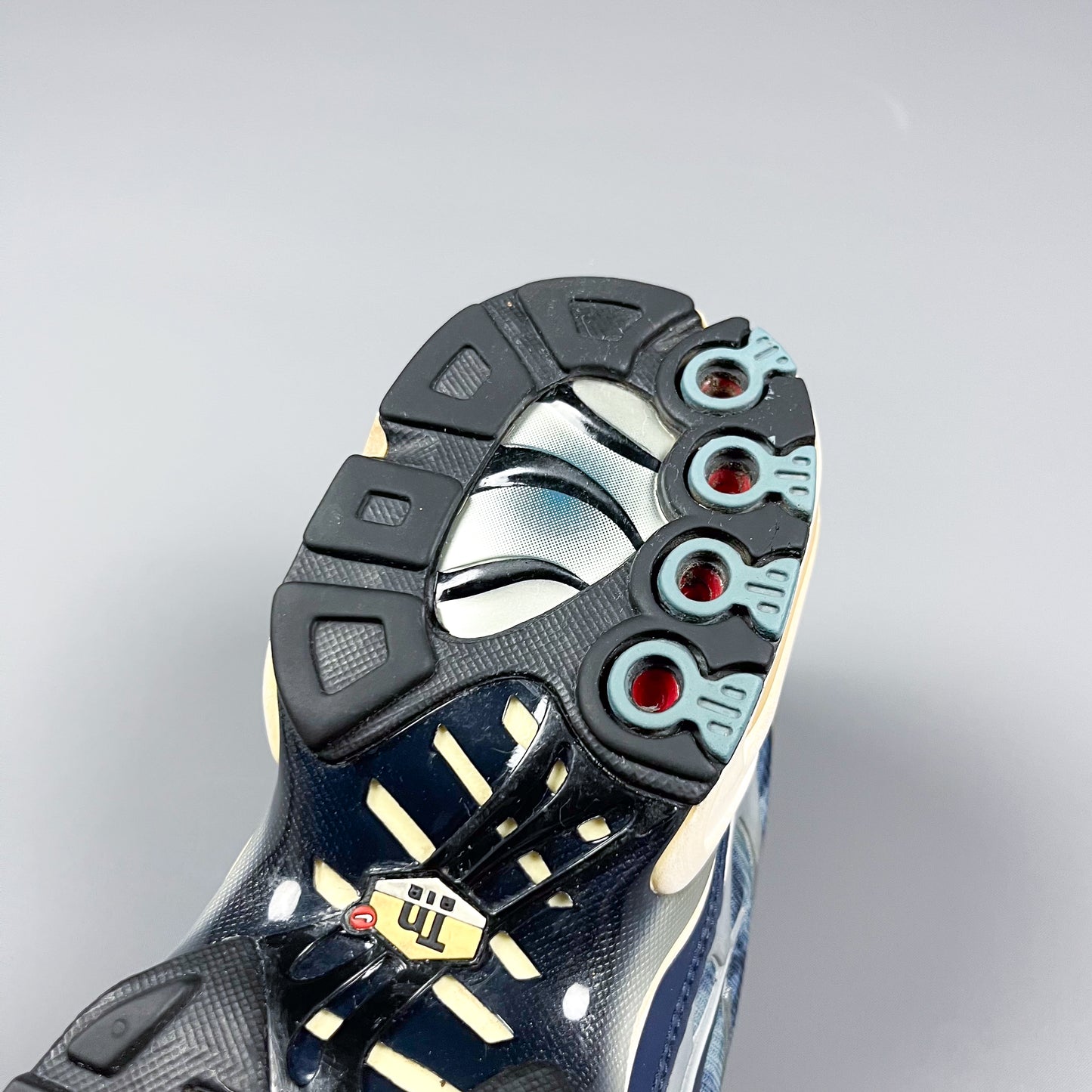 Nike Air Max Plus Tuned Tn 'Dark Cana' / 'Blue Palm' - Size: UK8.5