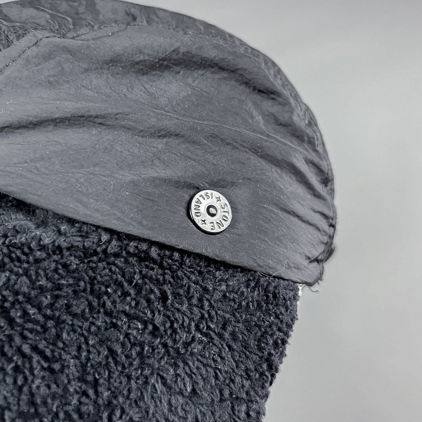 Stone Island Dog Ears 2 in 1 Metal Nylon Cap - Size: Medium