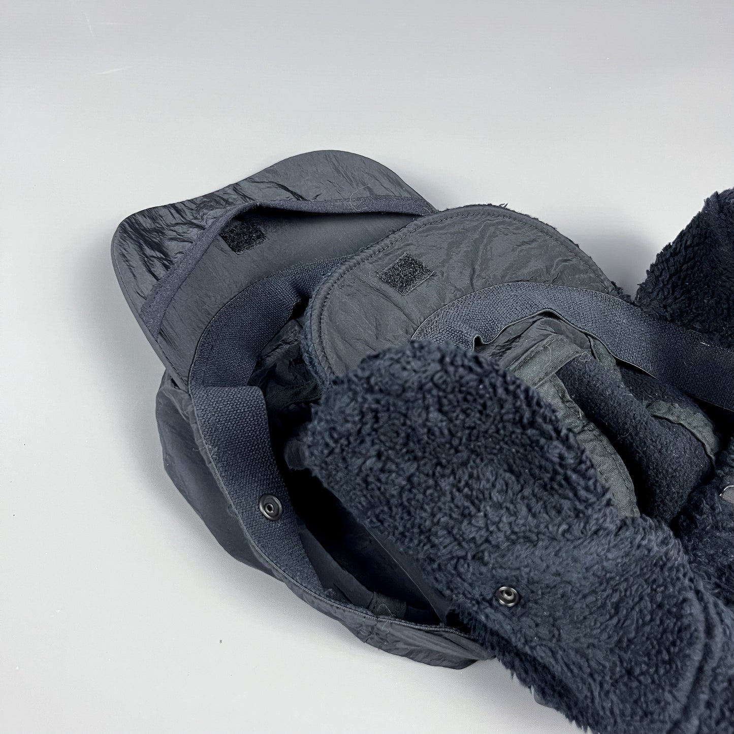 Stone Island Dog Ears 2 in 1 Metal Nylon Cap - Size: Medium