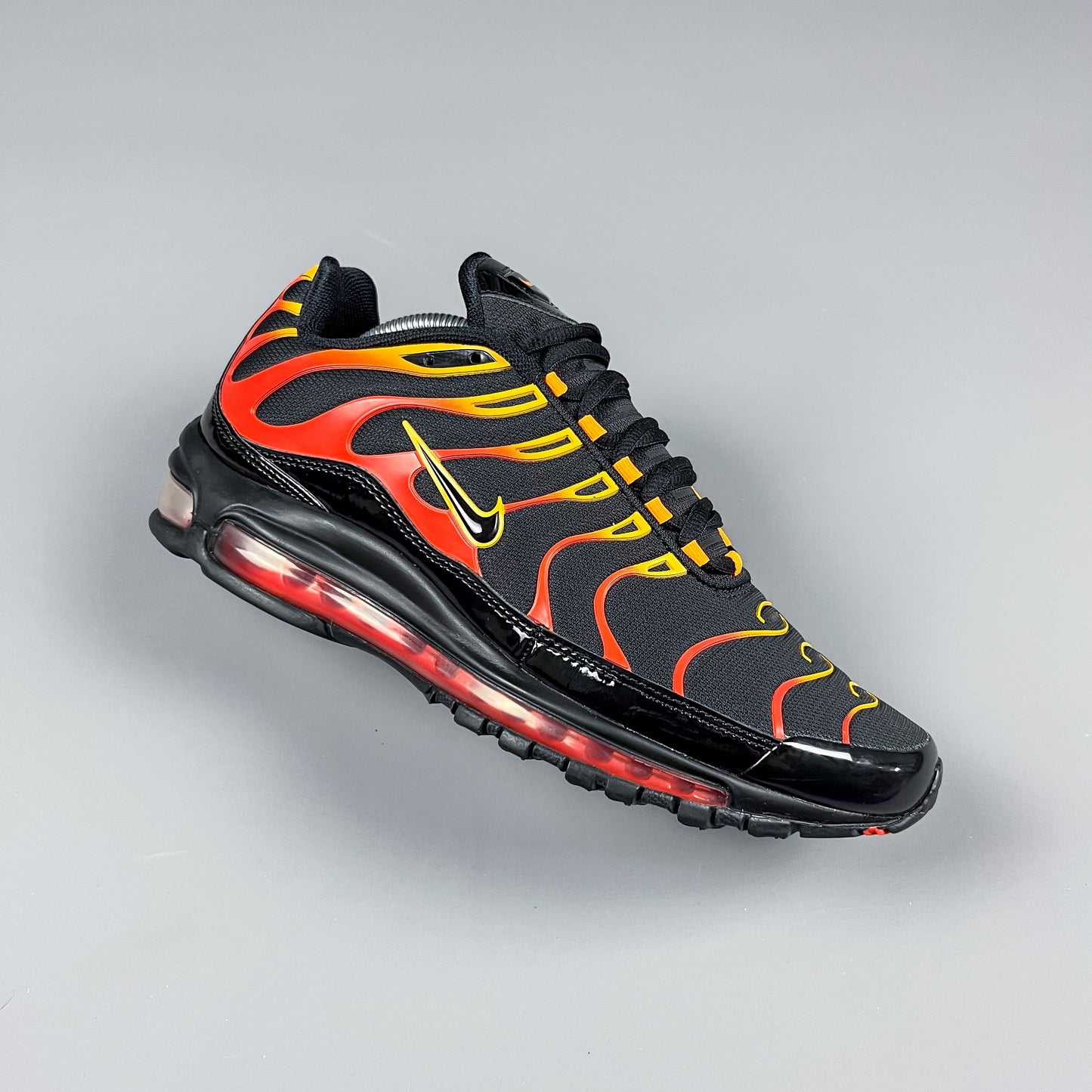 Nike Air Max Plus Tuned Tn / 97 Hybrid 'Shock Orange' - Size: UK8.5