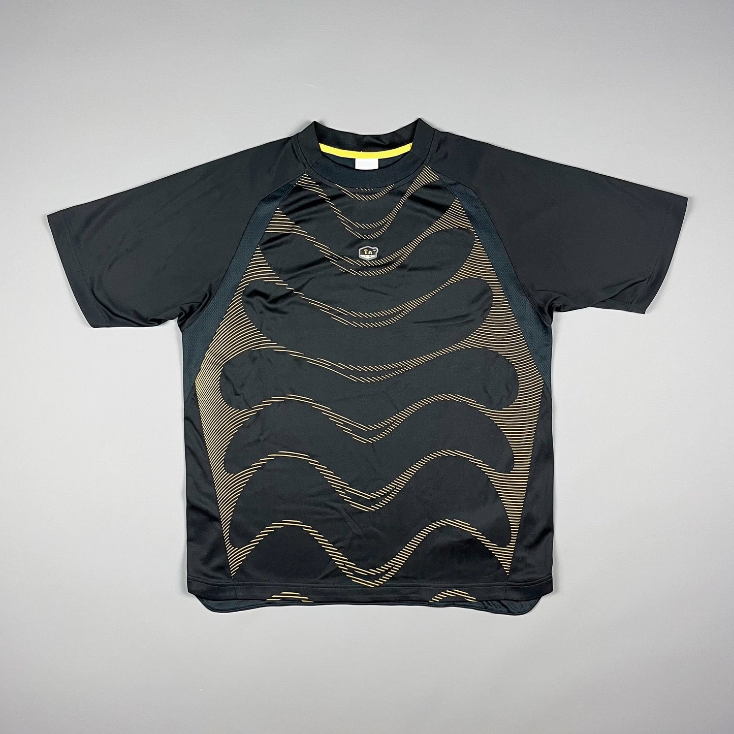 Nike Air Max Plus Tuned Tn Gold Vein T-shirt - Size: Medium