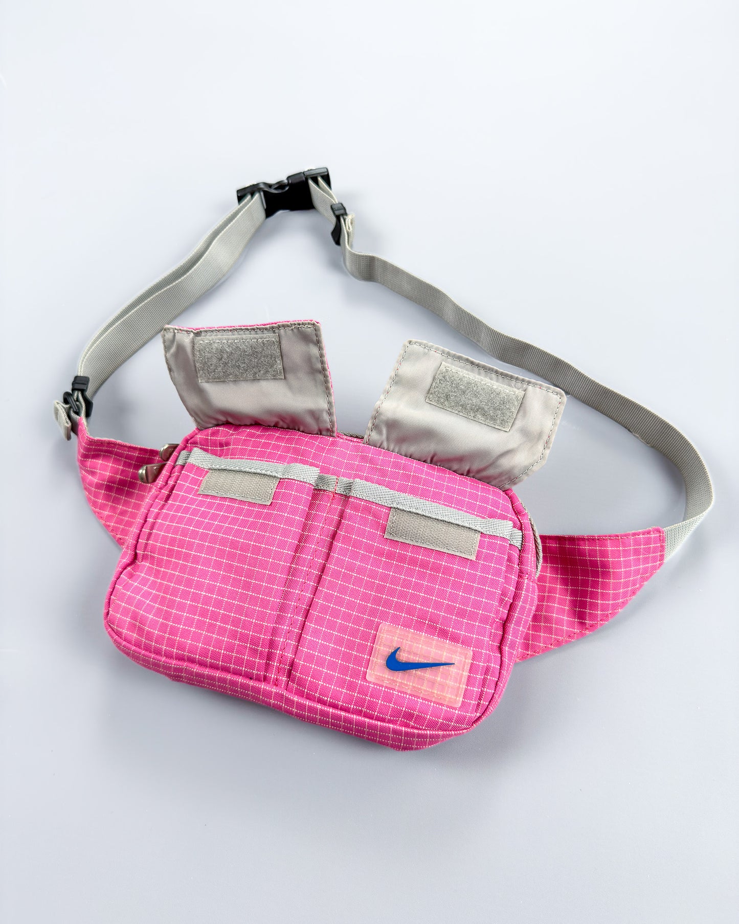 Nike x Maruem Early 2000's Vintage Rip-Stop Sling / Side / Cross Body Bag - Pink/Grey/Blue