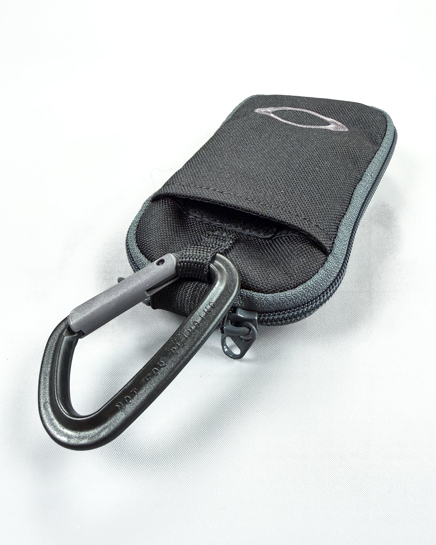 Oakley Early 2000's Japan Exclusive Small Translucent Carabiner Belt/Bag Clip Holder