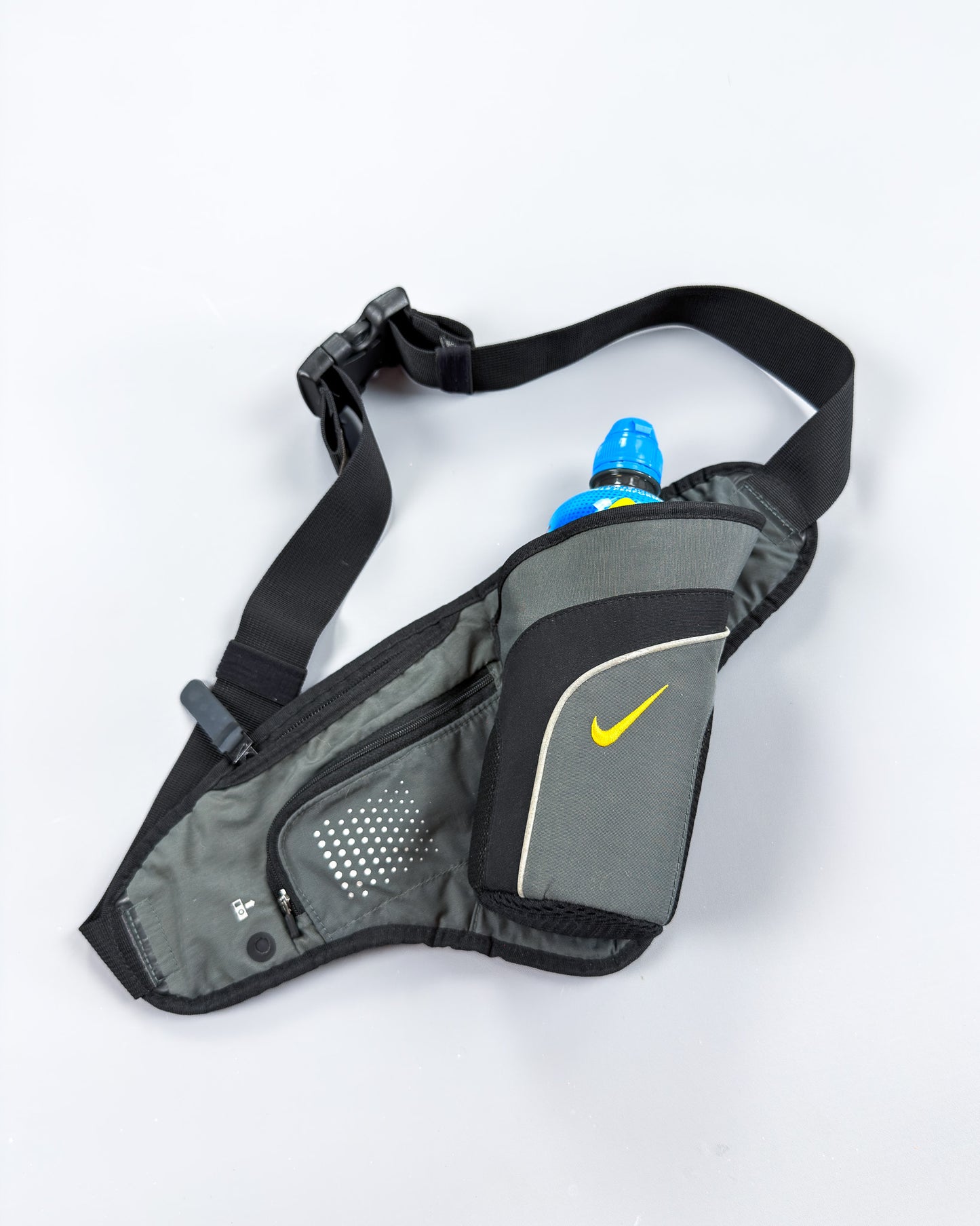Nike Early 2000's Hydration MP3 Running Side / Crossbody / Waist Bag