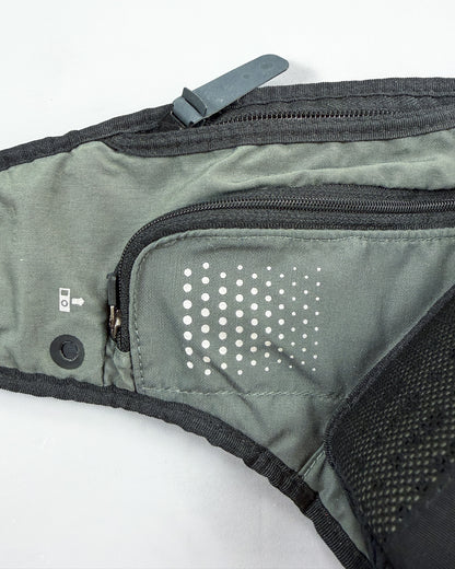 Nike Early 2000's Hydration MP3 Running Side / Crossbody / Waist Bag