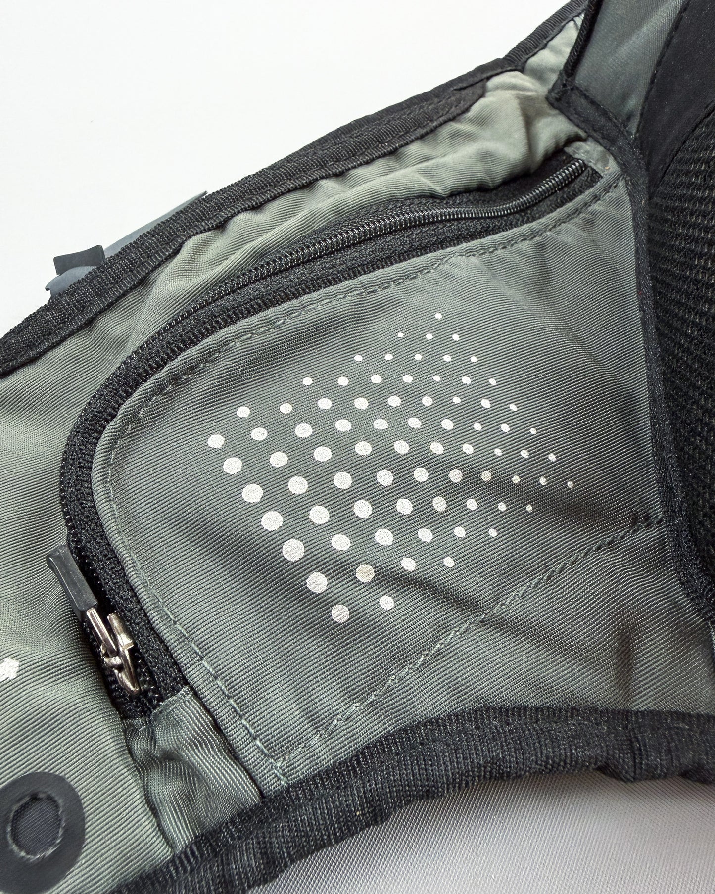 Nike Early 2000's Hydration MP3 Running Side / Crossbody / Waist Bag