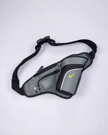 Nike Early 2000's Hydration MP3 Running Side / Crossbody / Waist Bag