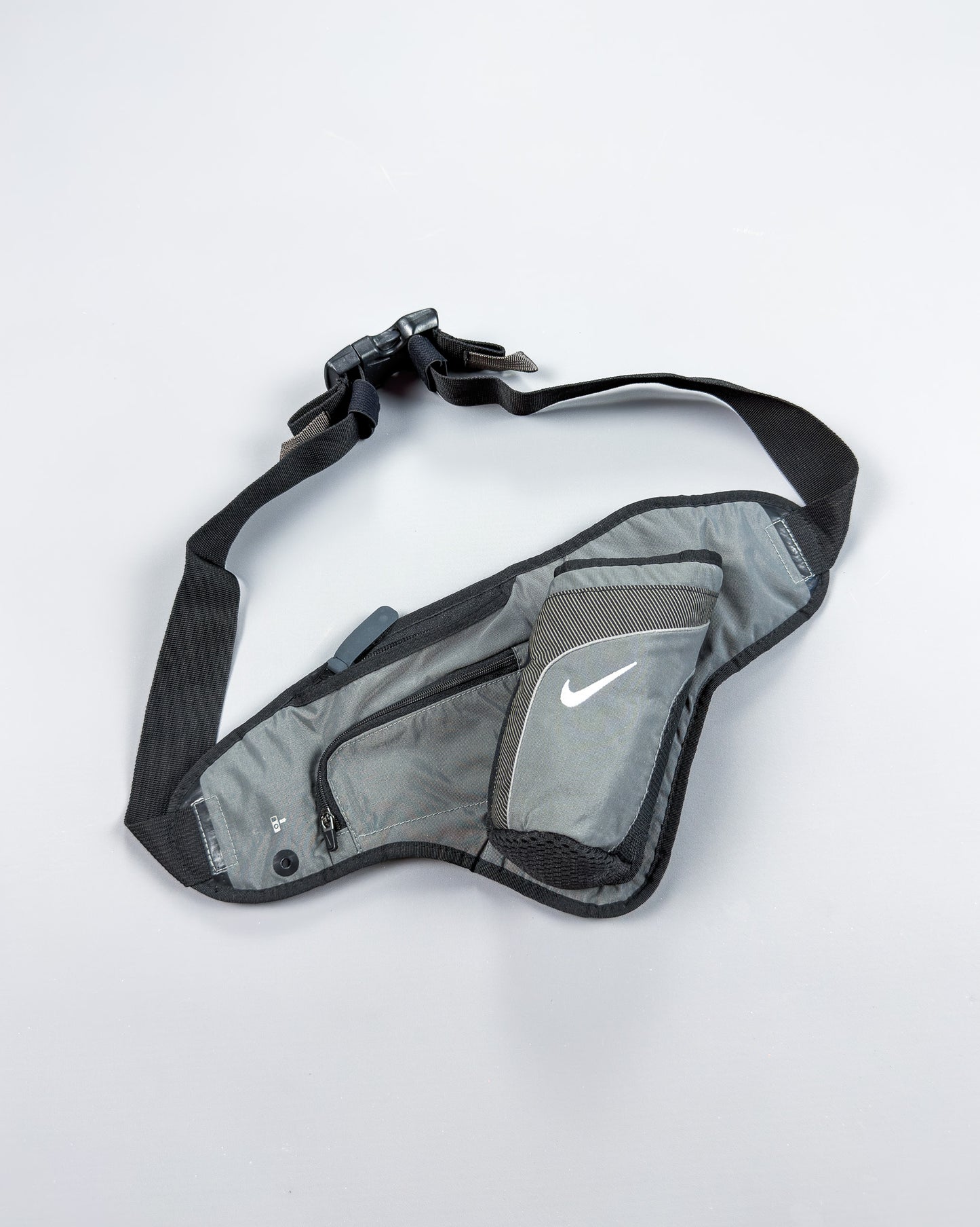 Nike Early 2000's Hydration MP3 Running Side / Crossbody / Waist Bag