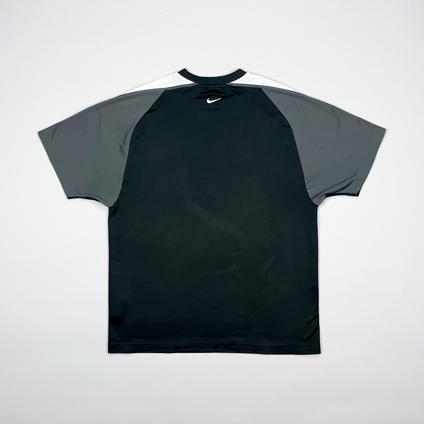 Nike Air Max Plus Tuned Tn 'Carbon' T-shirt - Size: Medium