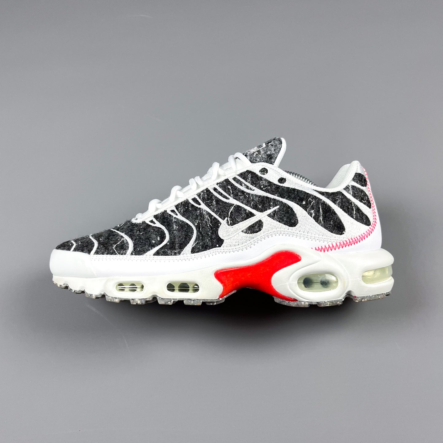 Nike Air Max Plus Tuned Tn 'Essential Crater' - Size: UK8