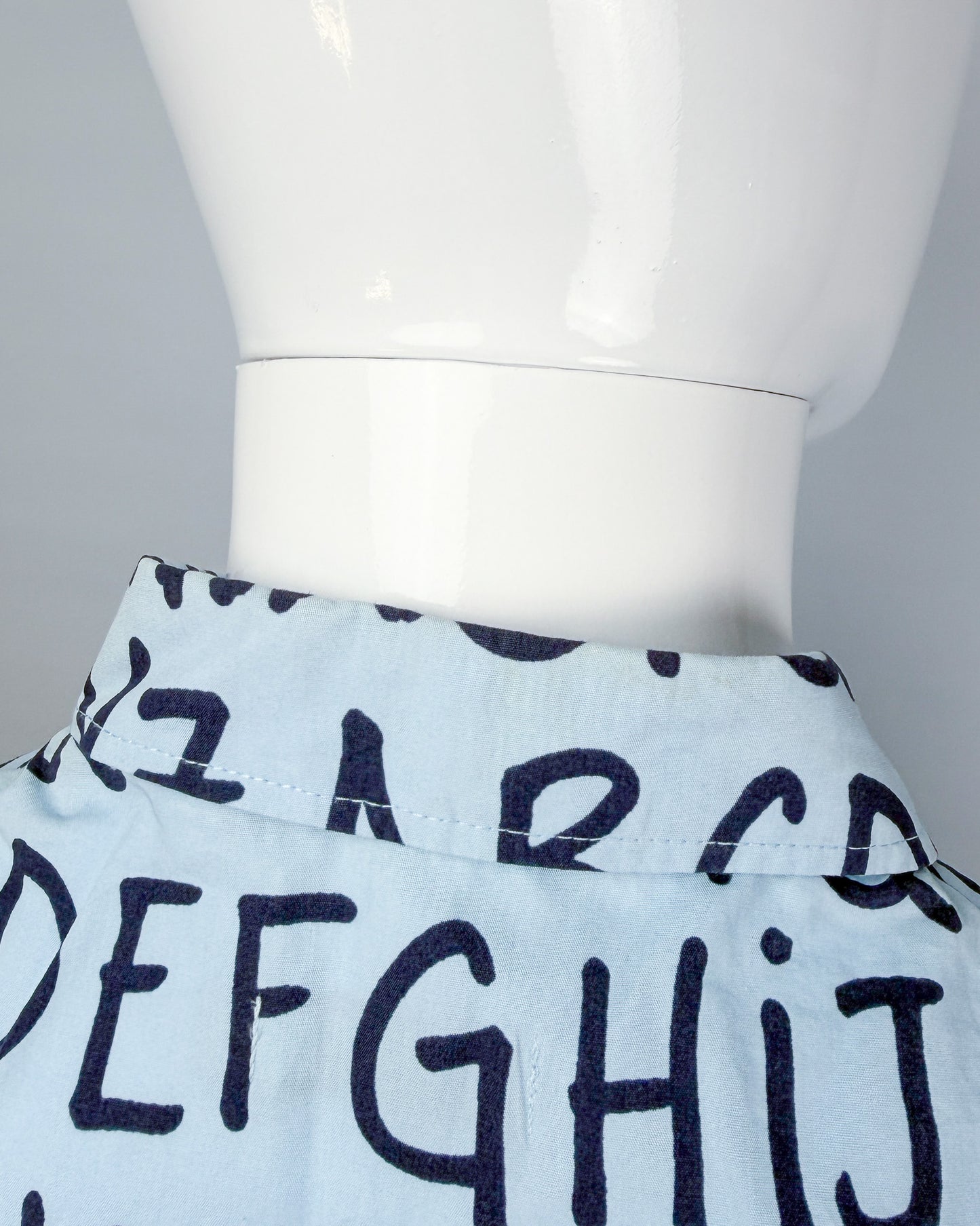 Moschino Jeans 90’s ‘Alphabet’ Button-up Short Sleeve Shirt - Light Blue/Navy - Size: XL