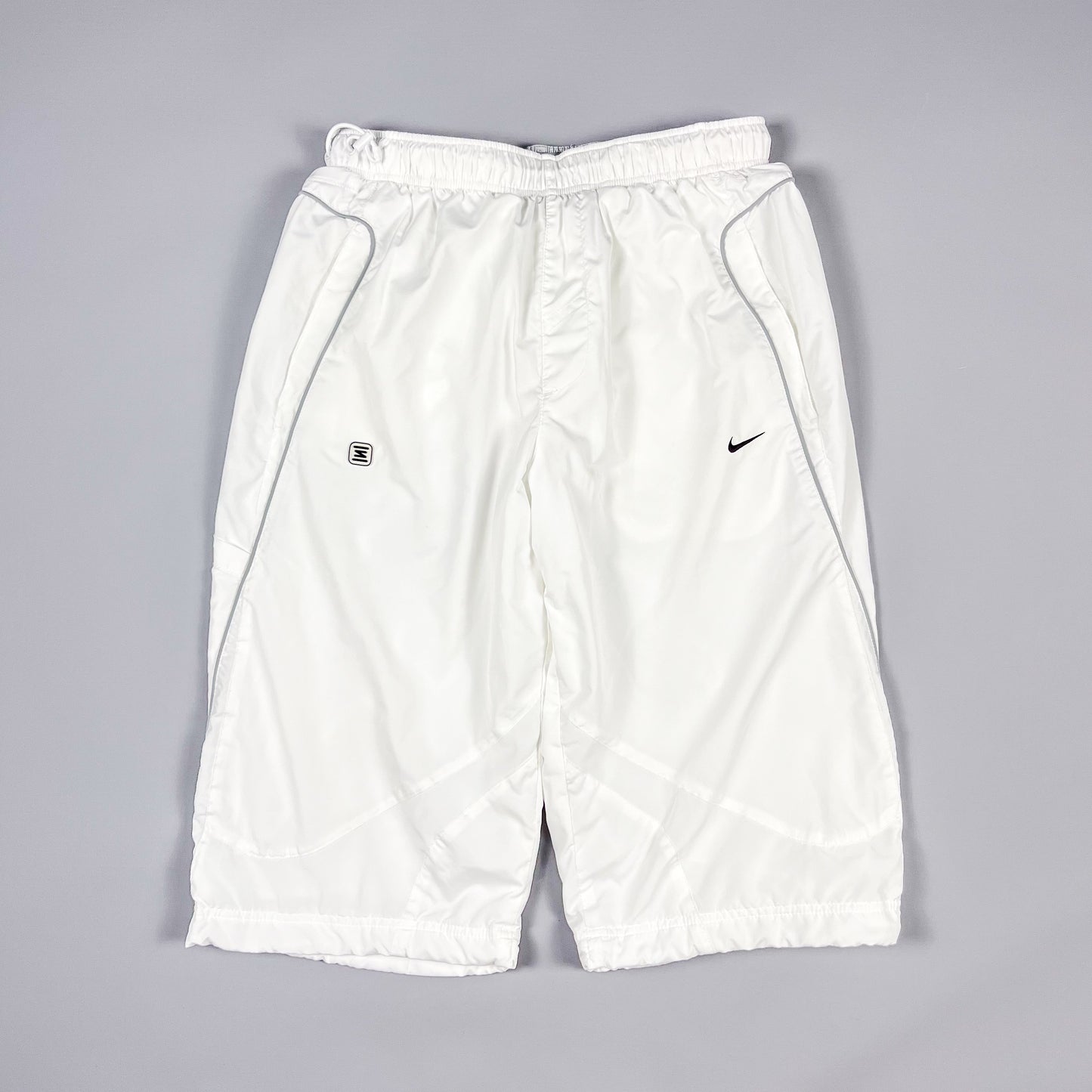 Nike Shox White Shorts - Size: Medium